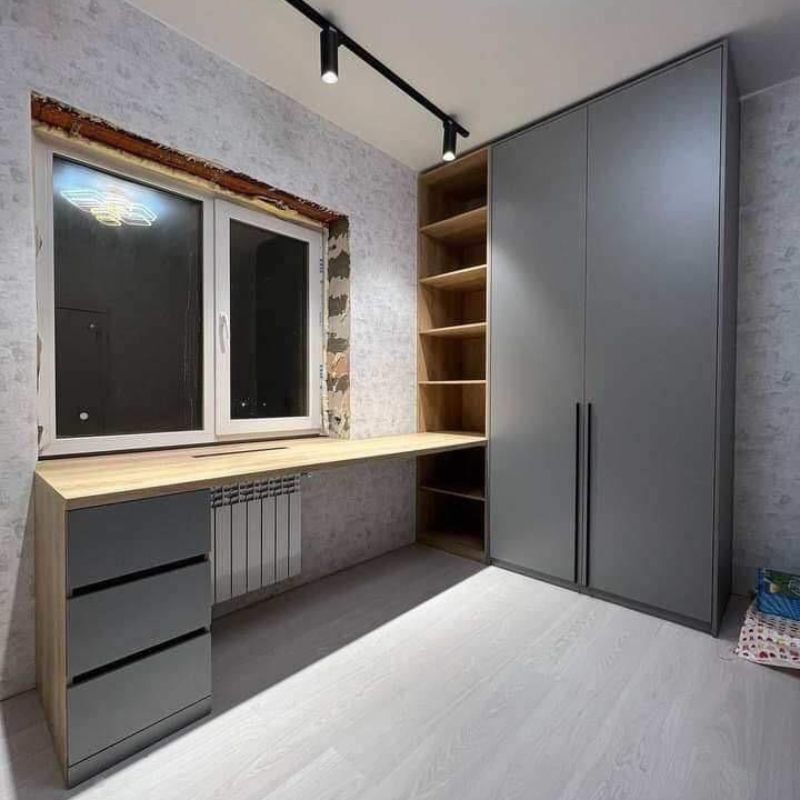 Placard Minimaliste – Blanc Alpin & Finition Artisanale