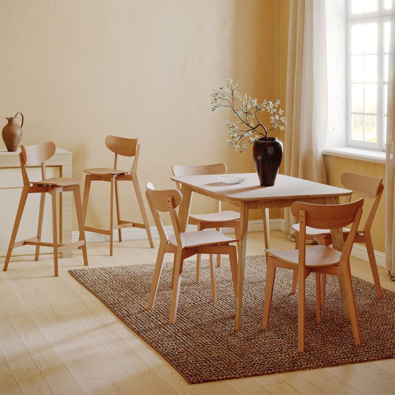 Table de salle à manger en bois hêtre Larsen - et chaises pour 4 personnes