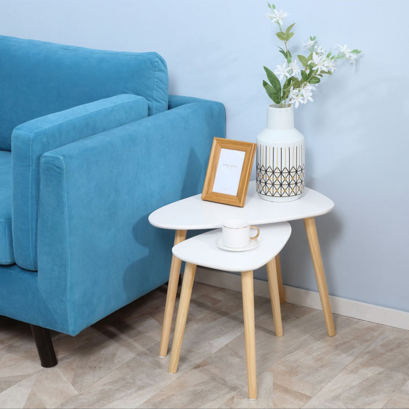 Lot de 2 tables basses gigognes design scandinave pieds en bois et plateau en bois
