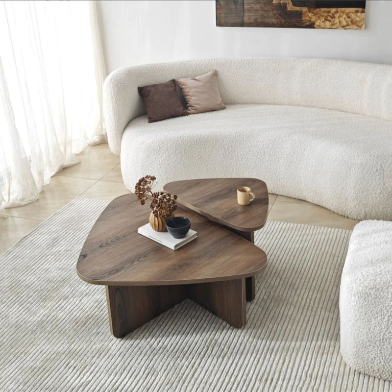 Table basse - noyer - Noir - chêne - triangle organique (x2)