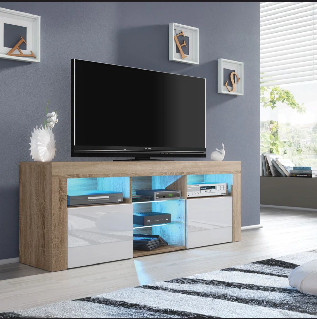 Meuble TV Annagrove pour téléviseurs jusqu'à 65 - chêne et blanc 145cm